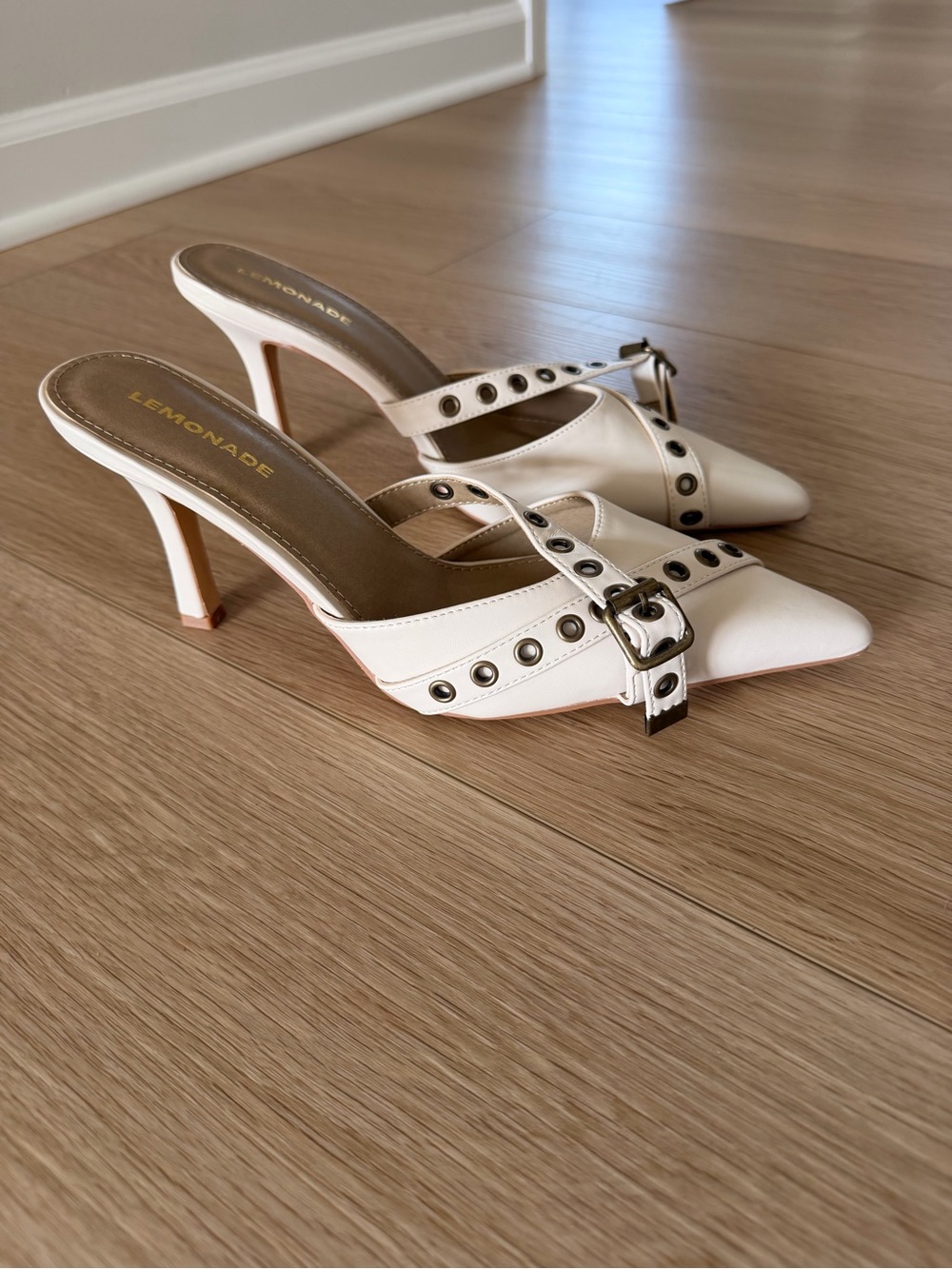 Lemonade Cream Pointed Toe Buckle Mule Heels - Picture 1 of 3